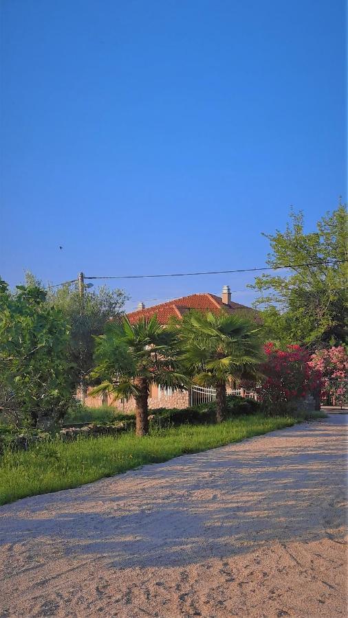 Holiday House Vela Vrta Sveti Ivan Dobrinjski Екстер'єр фото