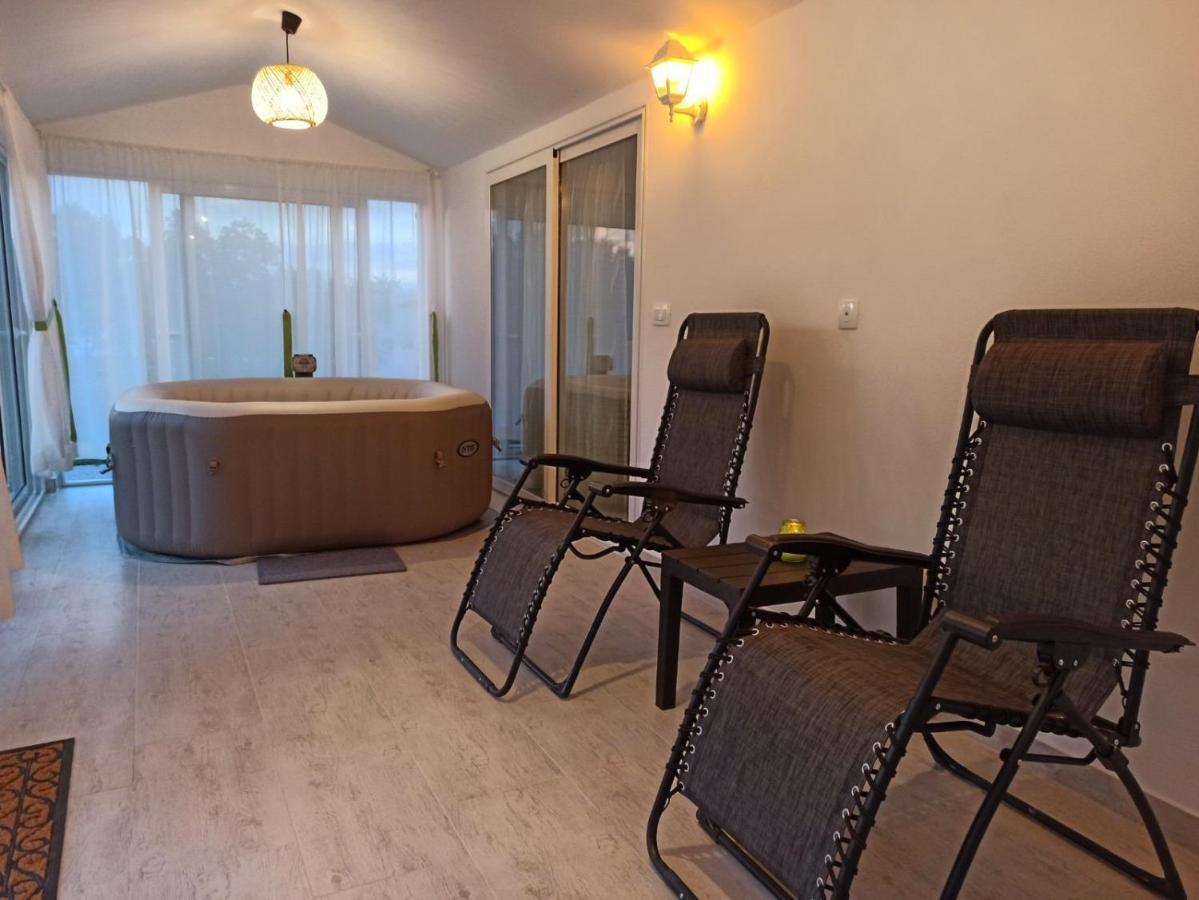 Holiday House Vela Vrta Sveti Ivan Dobrinjski Екстер'єр фото